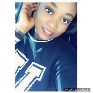 Meet your Posher, Gloria